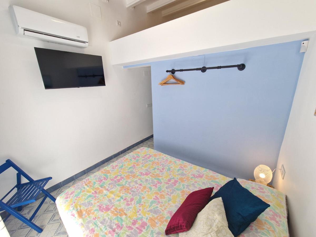 La Maisonnette Bleue เอมปูเรียบราบา ภายนอก รูปภาพ